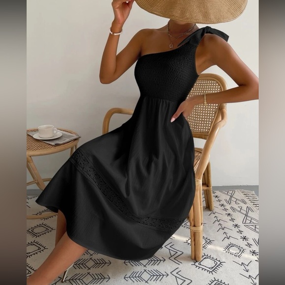 Boho tie one shoulder shoulder shirred lace insert dress - Picture 9 of 16